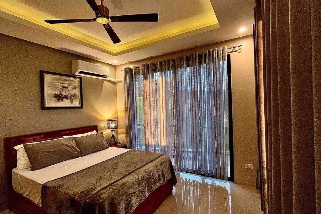 Overlooking Staycation At Sandari Batulao Tagaytay City Exterior foto