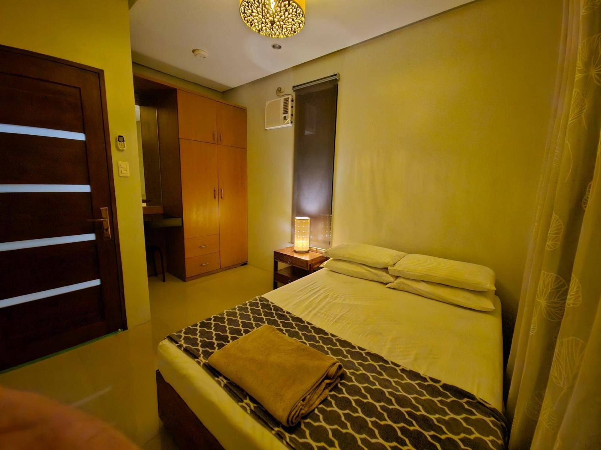 Overlooking Staycation At Sandari Batulao Tagaytay City Exterior foto